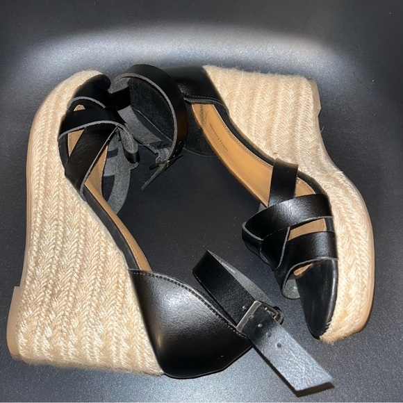 Black wedge heel sandals size 9 time and tru - Picture 2 of 5